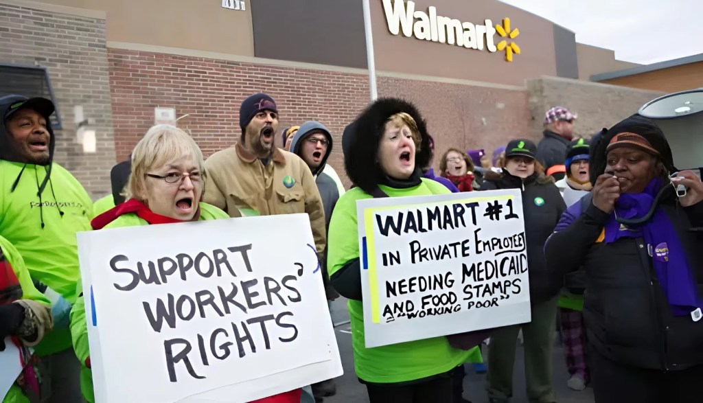 Walmart Continues Massive&nbsp;Layoffs