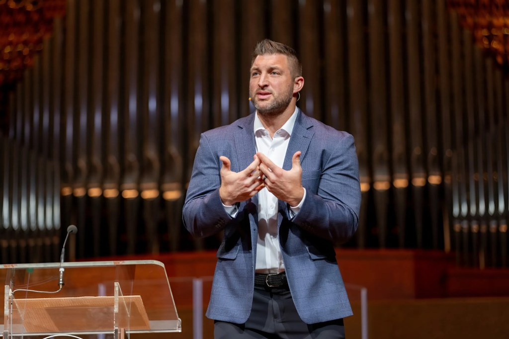 Tebow Calls Out White Violence&nbsp;Epidemic