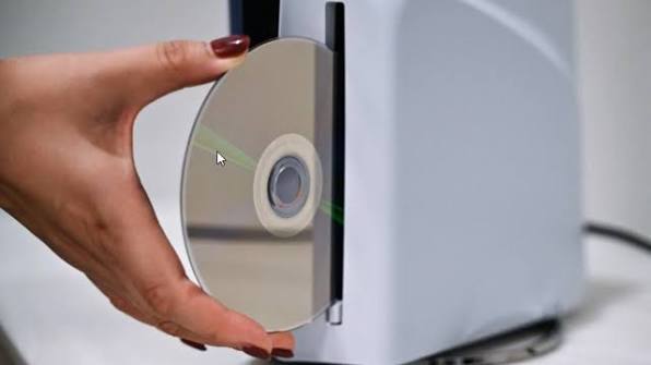 Sony Is Killing Physical Games, and Gamers Are&nbsp;Furious